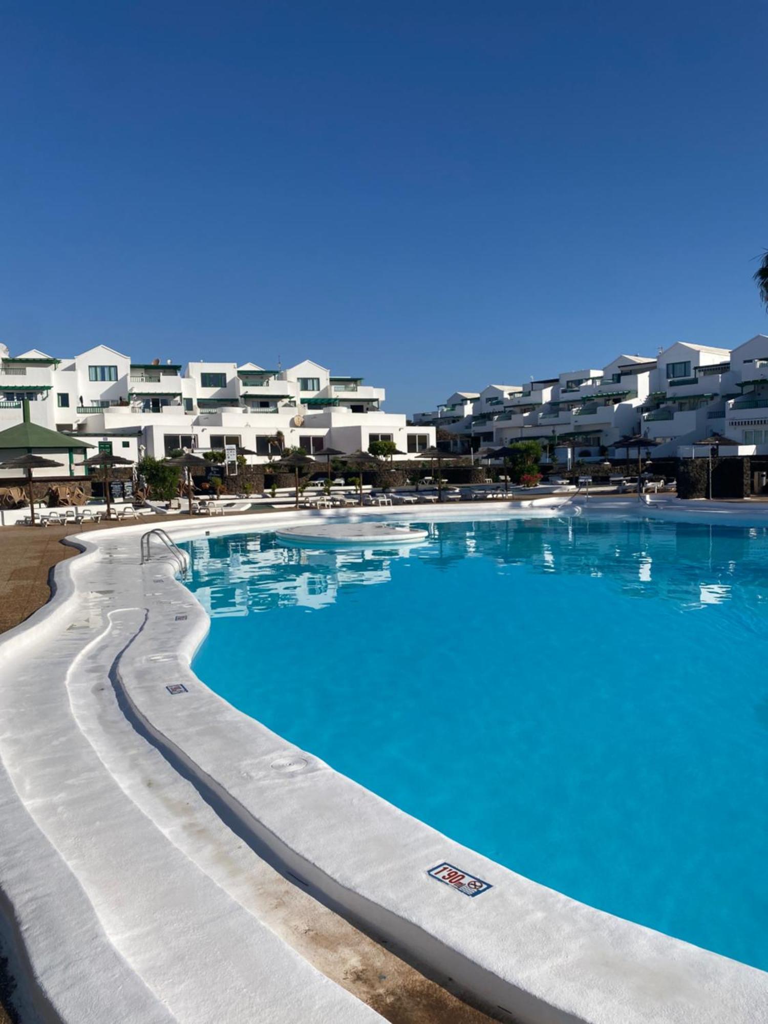 First Floor Apartment With Sea View, Costa Teguise Bagian luar foto