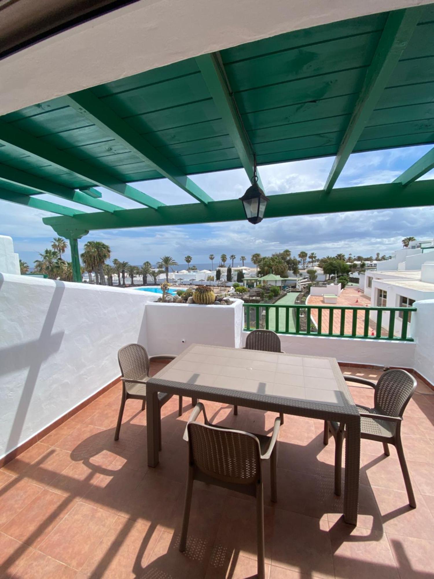First Floor Apartment With Sea View, Costa Teguise Bagian luar foto